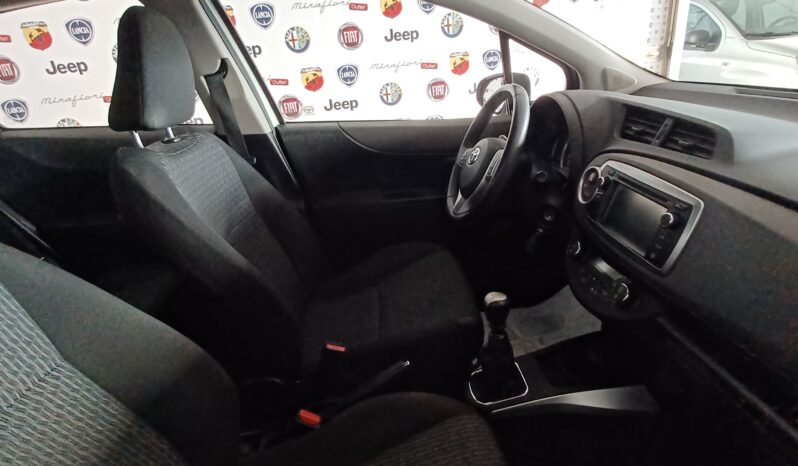 TOYOTA Yaris 1.4D-4D Lounge pieno