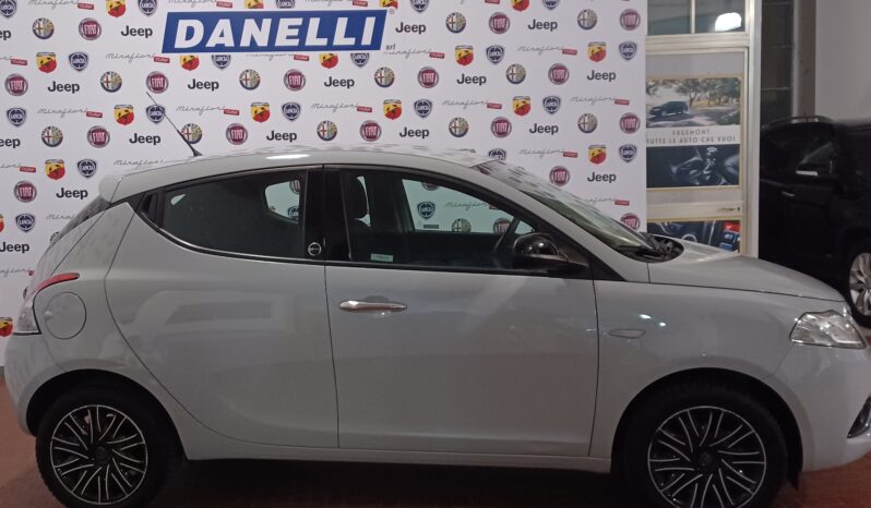 LANCIA  Y 1.2 Bz Silver pieno